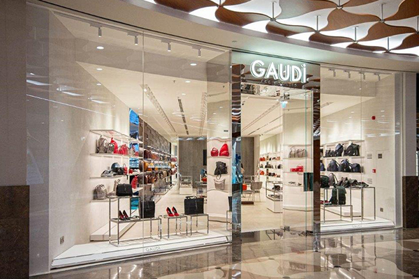 Glass fit out design for GAUDI